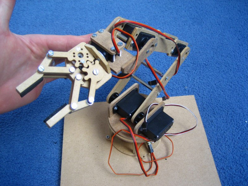Servo Grippers and Robotic ARM using Arduino